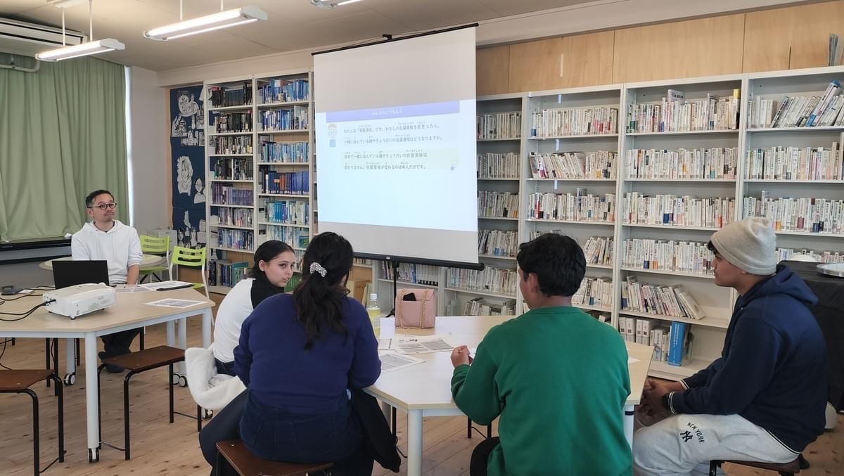 外国につながる子ども・保護者のための在留資格説明会を開催しました