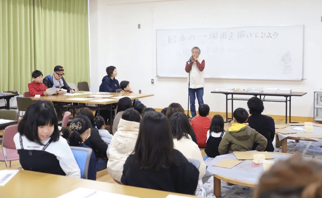 「絵本のいちばめんをかいてみよう」を実施しました!