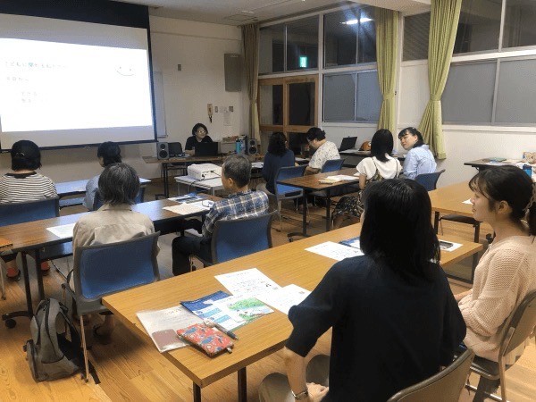 講座「子どもと関わる上で知っておきたい　性・セクシュアリティのこと」を開催しました