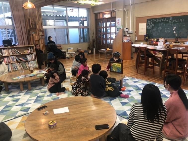 「ふくろうの森 読み聞かせ」のご報告&次回案内