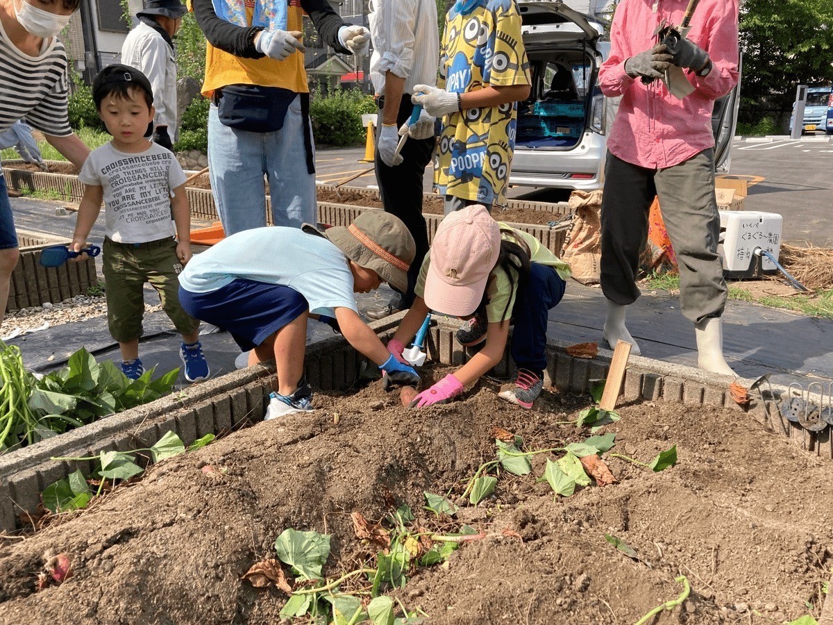いくPAの農園~ぐるぐる~で育てた農薬不使用のお野菜が地域で循環中! 次回の朝市は10月14日(土)10:00~ いくのパーク正門前で開催