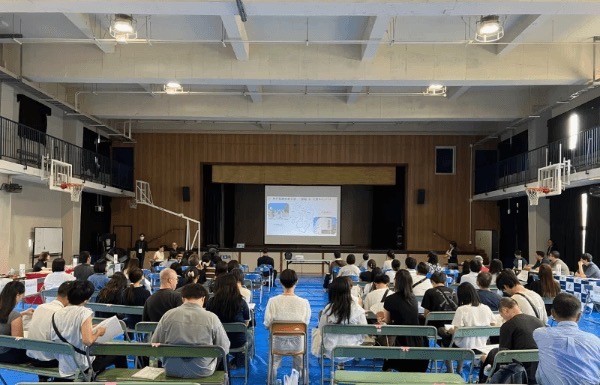 「外国につながる若者のための大学・短大・専門学校進学ガイダンス」を開催しました