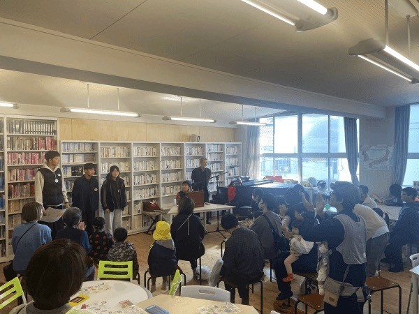 第4回多言語絵本の読み聞かせイベントを開催しました（11/16）