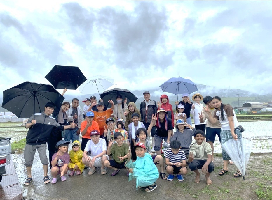 「田植え体験」を開催しました！
