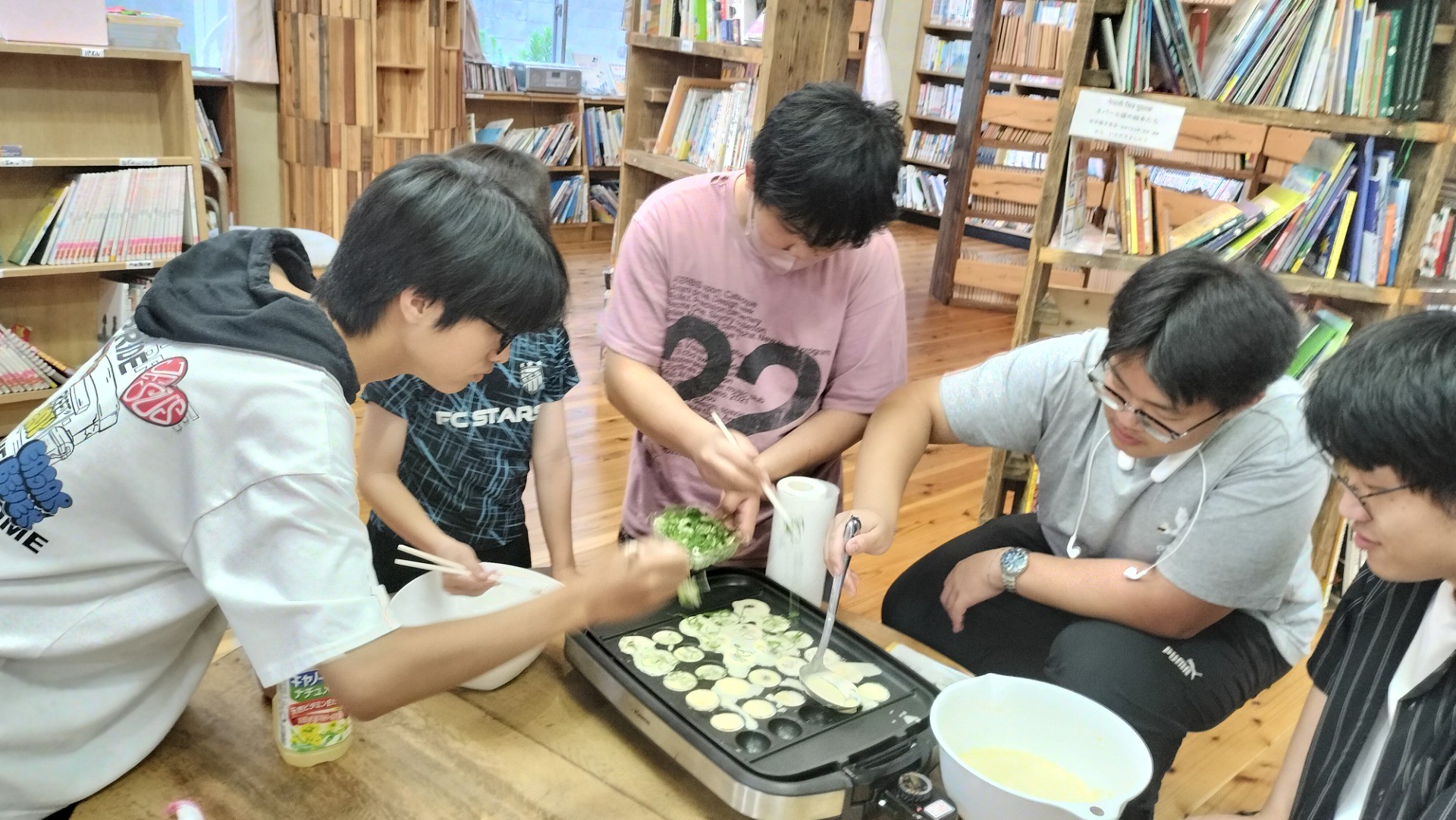 DO-YA部でたこ焼きとラッシーをつくりました！